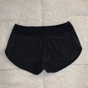Lululemon Women’s Black Speed Up Short 2.5 Inch